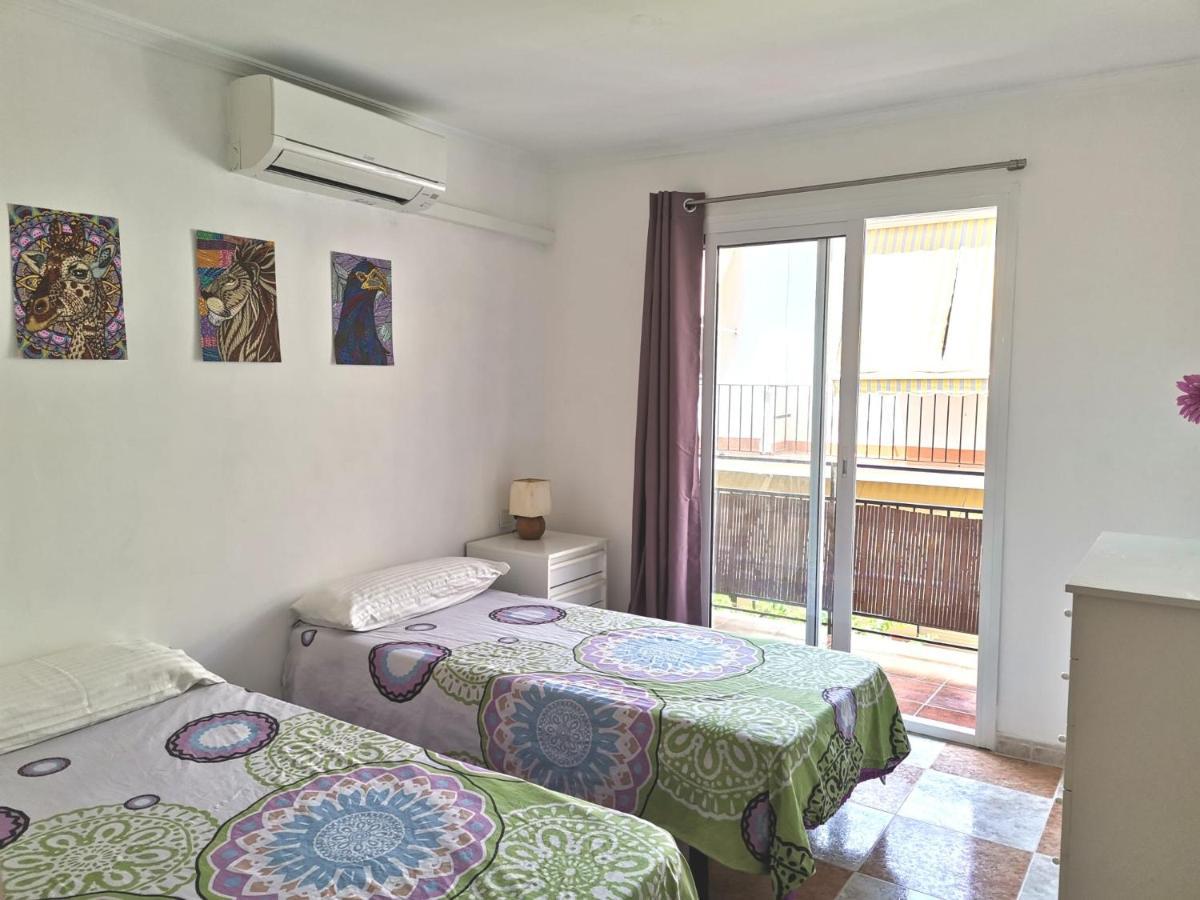 Casa Maria Apartment Фуeнхирола Екстериор снимка